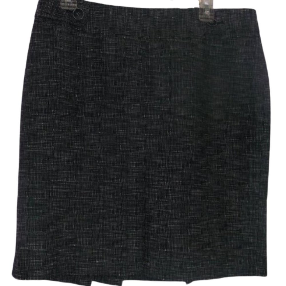 HOST PICK !!!  Gray Skirt Size 12 P (Petite)